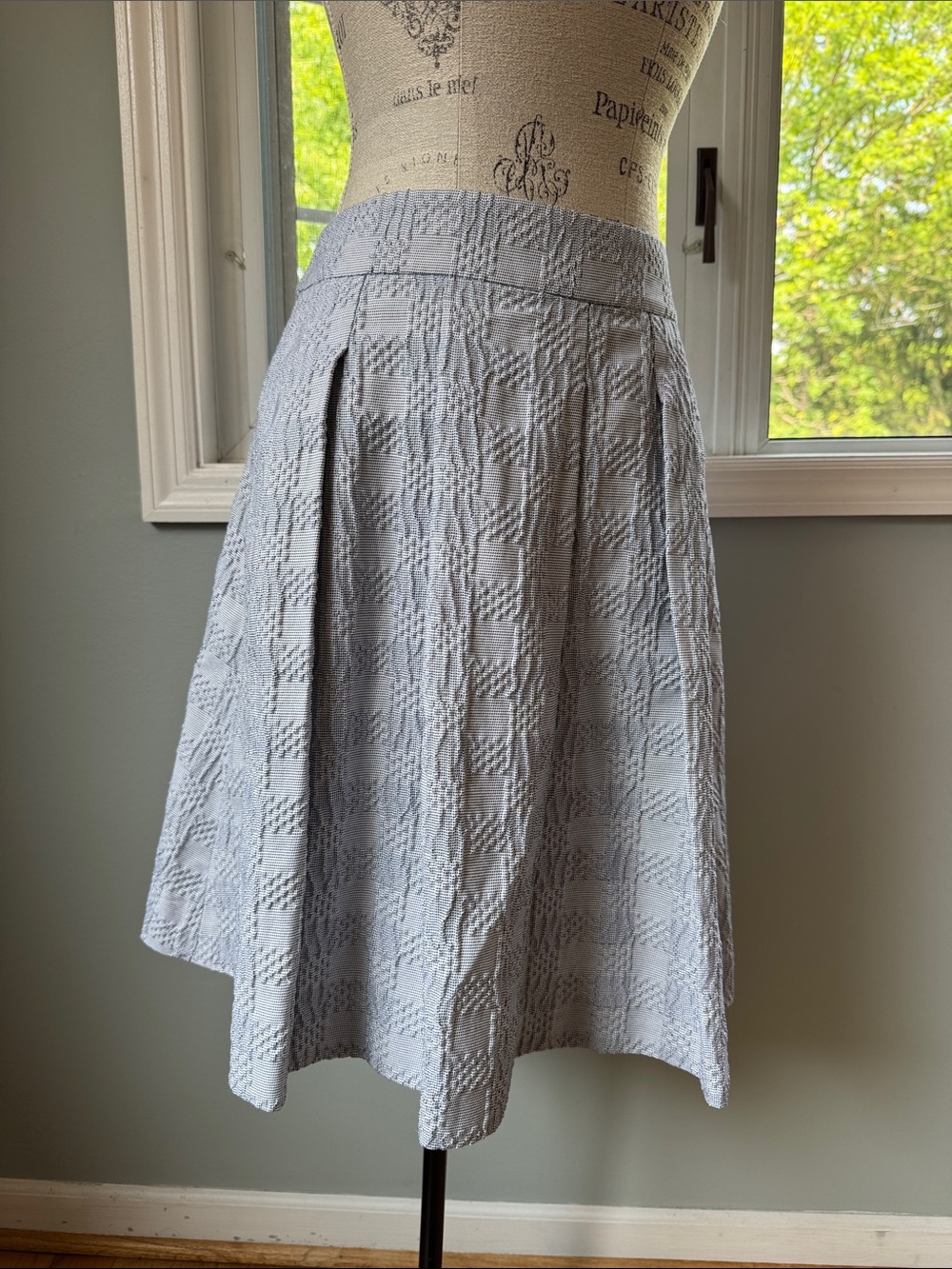 Brooks Brothers Black Fleece blue wide pleat seersucker  skirt with pockets M